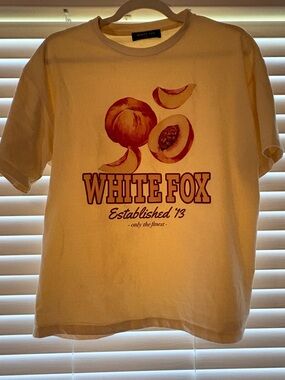 White Fox Peach Graphic Tee | Yellow Oversized | Cute Summer Top | Size XS/S